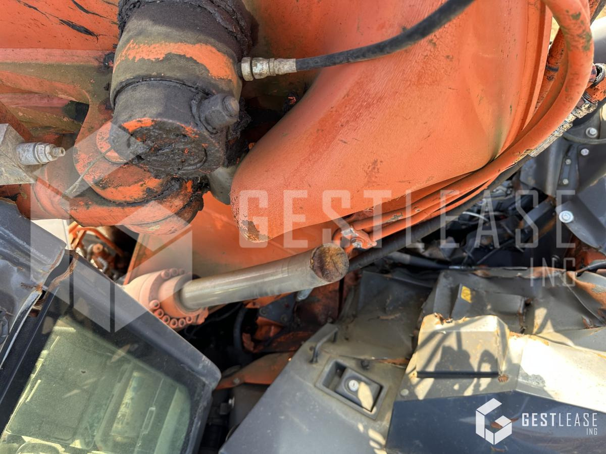 Hitachi ZAXIS 135 US - حفار زاحف: صورة 5 Hitachi ZAXIS 135 US - حفار زاحف: صورة 5