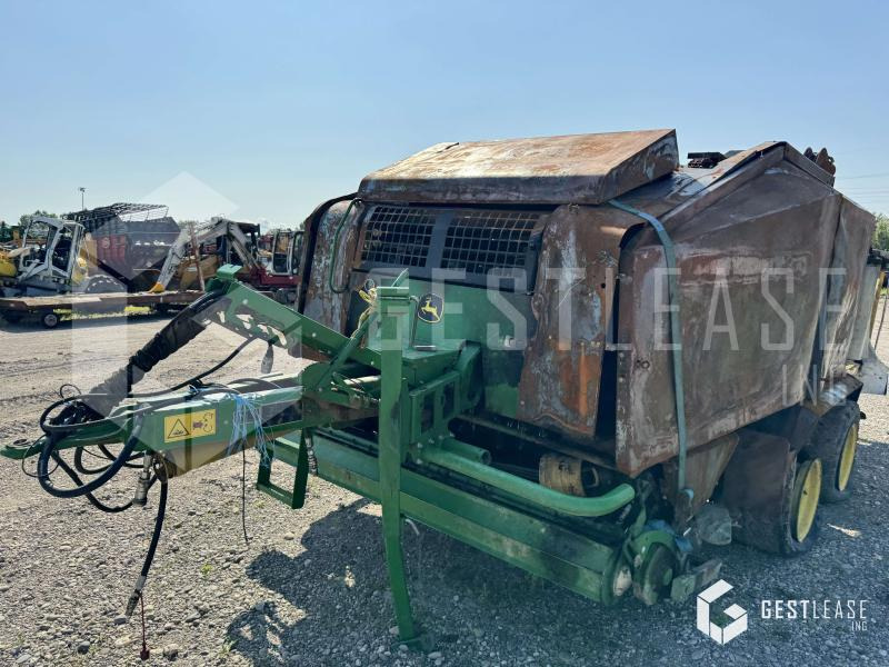John Deere 744 - آلة بالات دائرية: صورة 5 John Deere 744 - آلة بالات دائرية: صورة 5