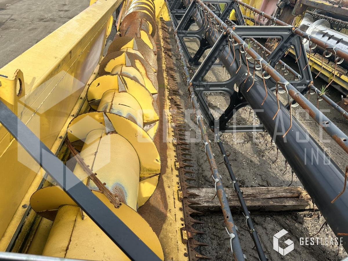 New Holland 24 - رأس الحصادة: صورة 5 New Holland 24 - رأس الحصادة: صورة 5