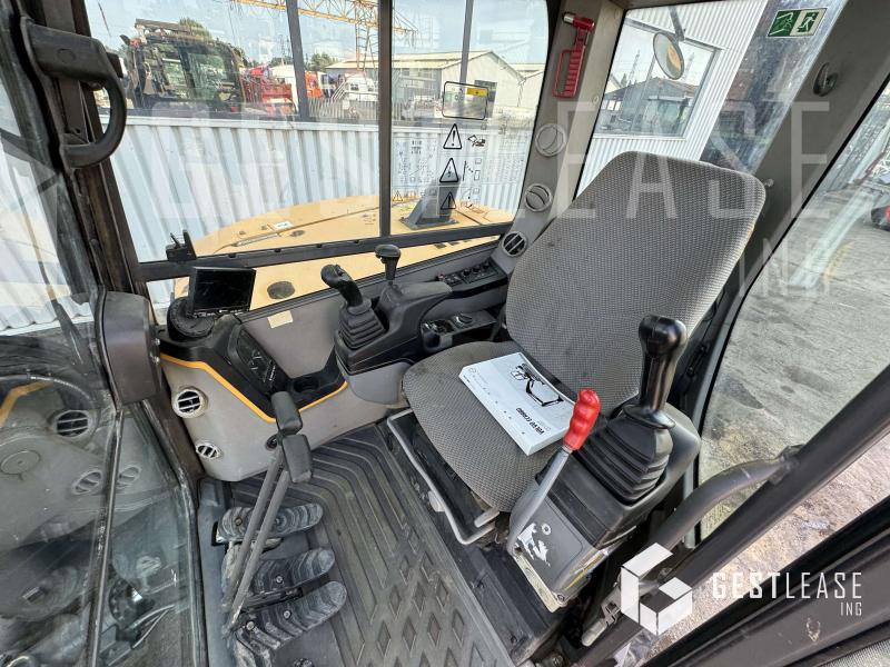 حفار زاحف Volvo ECR88D: صورة 8