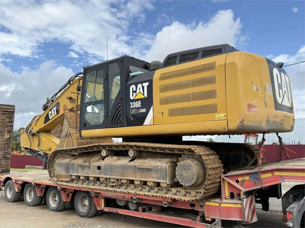 CAT 336 VERY GOOD CONDITION  - حفار زاحف: صورة 2 CAT 336 VERY GOOD CONDITION  - حفار زاحف: صورة 2