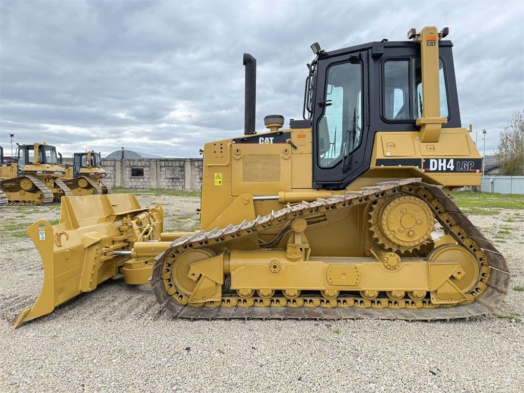 CAT D4H LGP - بلدوزر: صورة 3 CAT D4H LGP - بلدوزر: صورة 3