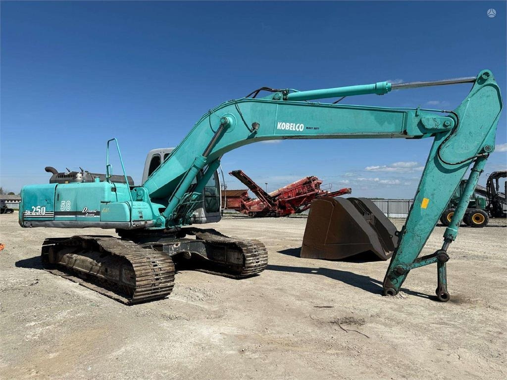 Kobelco SK 250 NLC-6 FOR SPARE PARTS - حفار زاحف: صورة 2 Kobelco SK 250 NLC-6 FOR SPARE PARTS - حفار زاحف: صورة 2