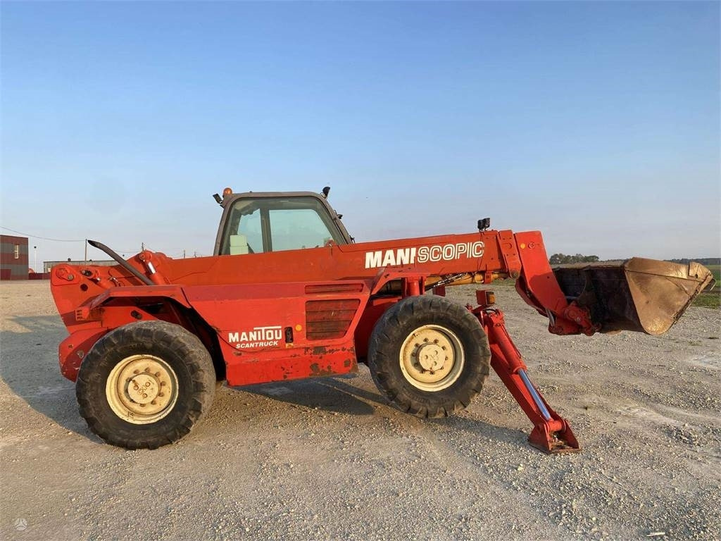 آلة رفع ونقل تلسكوبية Manitou MT 1337 SLT: صورة 7