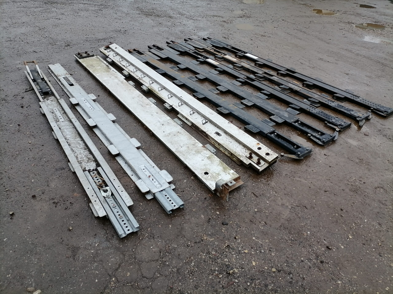 KRONE Haagise tugipostid 515068374 - قطع غيار عامة - شاحنة: صورة 5 KRONE Haagise tugipostid 515068374 - قطع غيار عامة - شاحنة: صورة 5