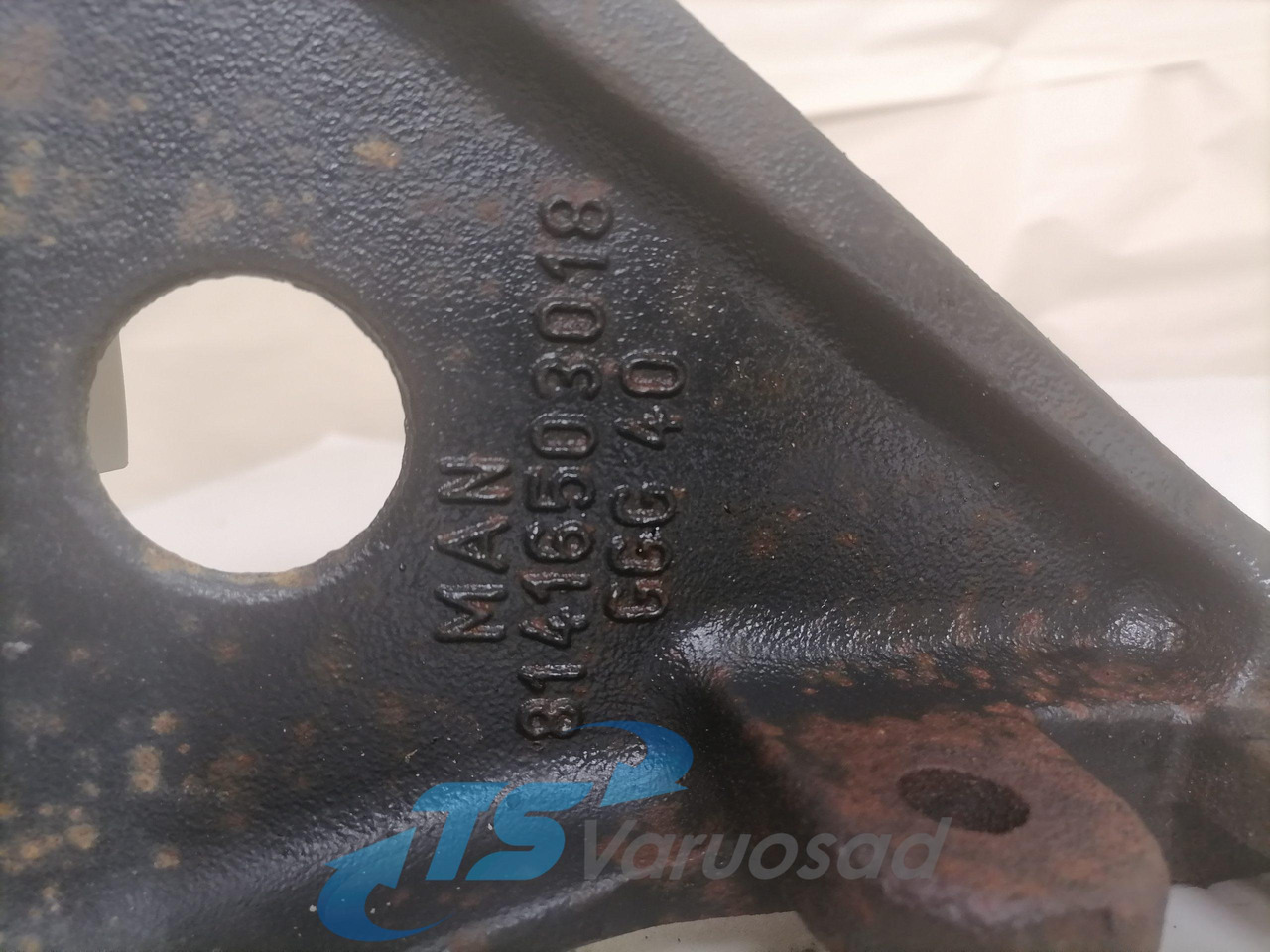 MAN Bummmmper bracket 81416503018 - مصد - شاحنة: صورة 3 MAN Bummmmper bracket 81416503018 - مصد - شاحنة: صورة 3