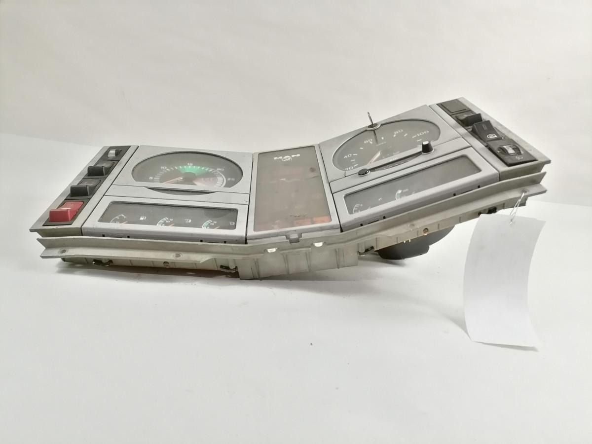 MAN Dashboard 81272026080 - لوحة العدادات - شاحنة: صورة 2 MAN Dashboard 81272026080 - لوحة العدادات - شاحنة: صورة 2