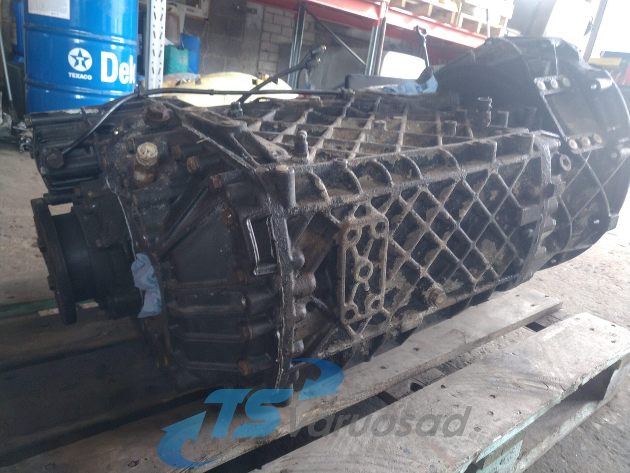 MAN Käigukast 16S-1920TD ( remonditud ) 16S2220TD - علبة التروس و قطع الغيار - شاحنة: صورة 3 MAN Käigukast 16S-1920TD ( remonditud ) 16S2220TD - علبة التروس و قطع الغيار - شاحنة: صورة 3