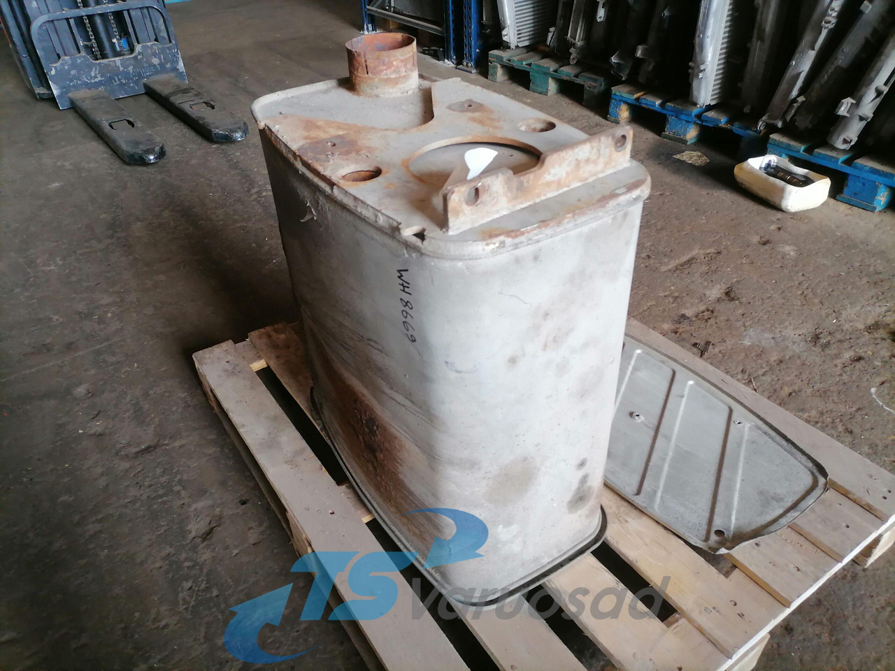 MAN Muffler 81151010346 - علبة العادم - شاحنة: صورة 2 MAN Muffler 81151010346 - علبة العادم - شاحنة: صورة 2