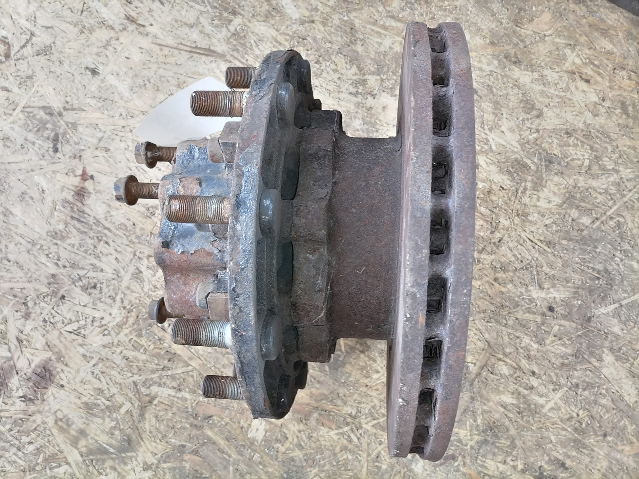 MAN Rear axel hub 81357013155 - محور - شاحنة: صورة 4 MAN Rear axel hub 81357013155 - محور - شاحنة: صورة 4