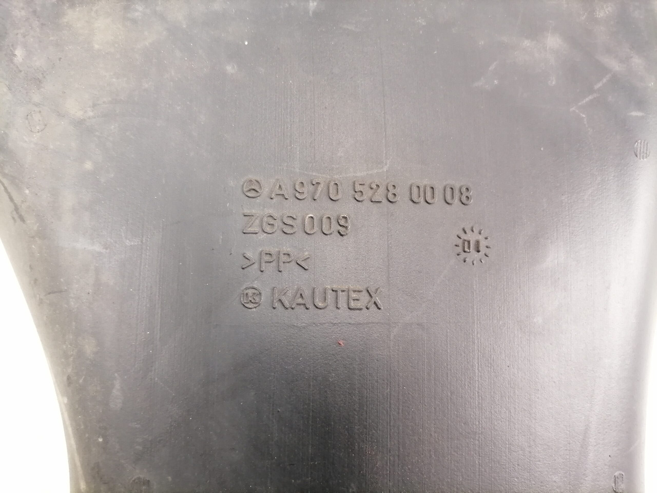 MB Air intake A9705280008 - نظام سحب الهواء - شاحنة: صورة 3 MB Air intake A9705280008 - نظام سحب الهواء - شاحنة: صورة 3