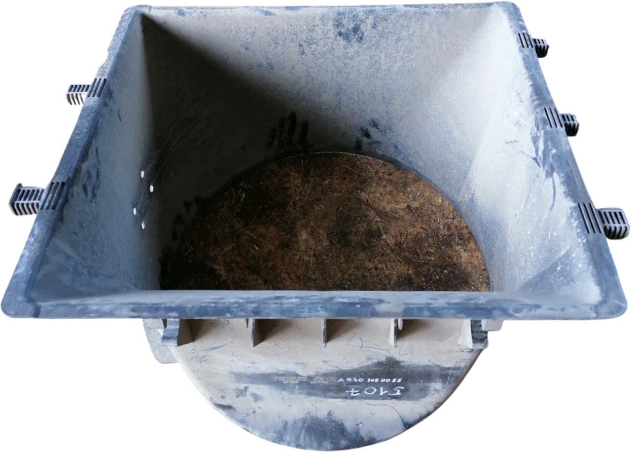 MB Fan shroud 9705050055 - مشعاع - شاحنة: صورة 1 MB Fan shroud 9705050055 - مشعاع - شاحنة: صورة 1