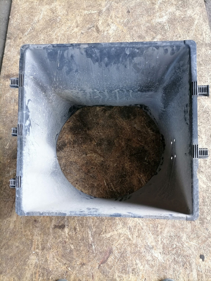 MB Fan shroud 9705050055 - مشعاع - شاحنة: صورة 3 MB Fan shroud 9705050055 - مشعاع - شاحنة: صورة 3