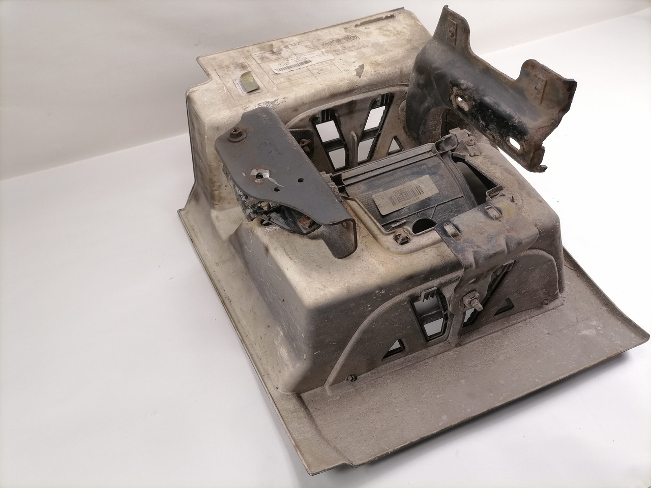 Mercedes-Benz Boarding step unit A9606662103 - موطئ القدم - شاحنة: صورة 4 Mercedes-Benz Boarding step unit A9606662103 - موطئ القدم - شاحنة: صورة 4