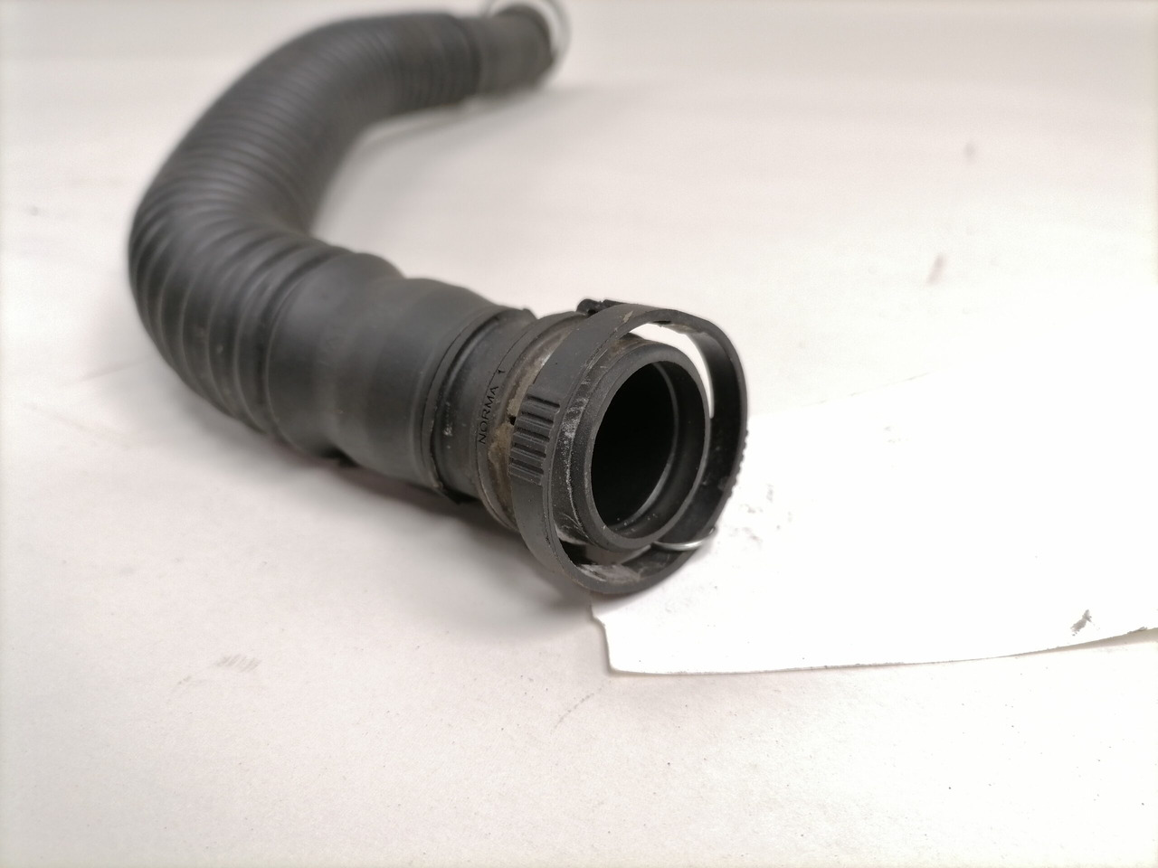 Mercedes-Benz Compressor air pipe A4711303257 - ضاغط مكابح الهواء - شاحنة: صورة 3 Mercedes-Benz Compressor air pipe A4711303257 - ضاغط مكابح الهواء - شاحنة: صورة 3