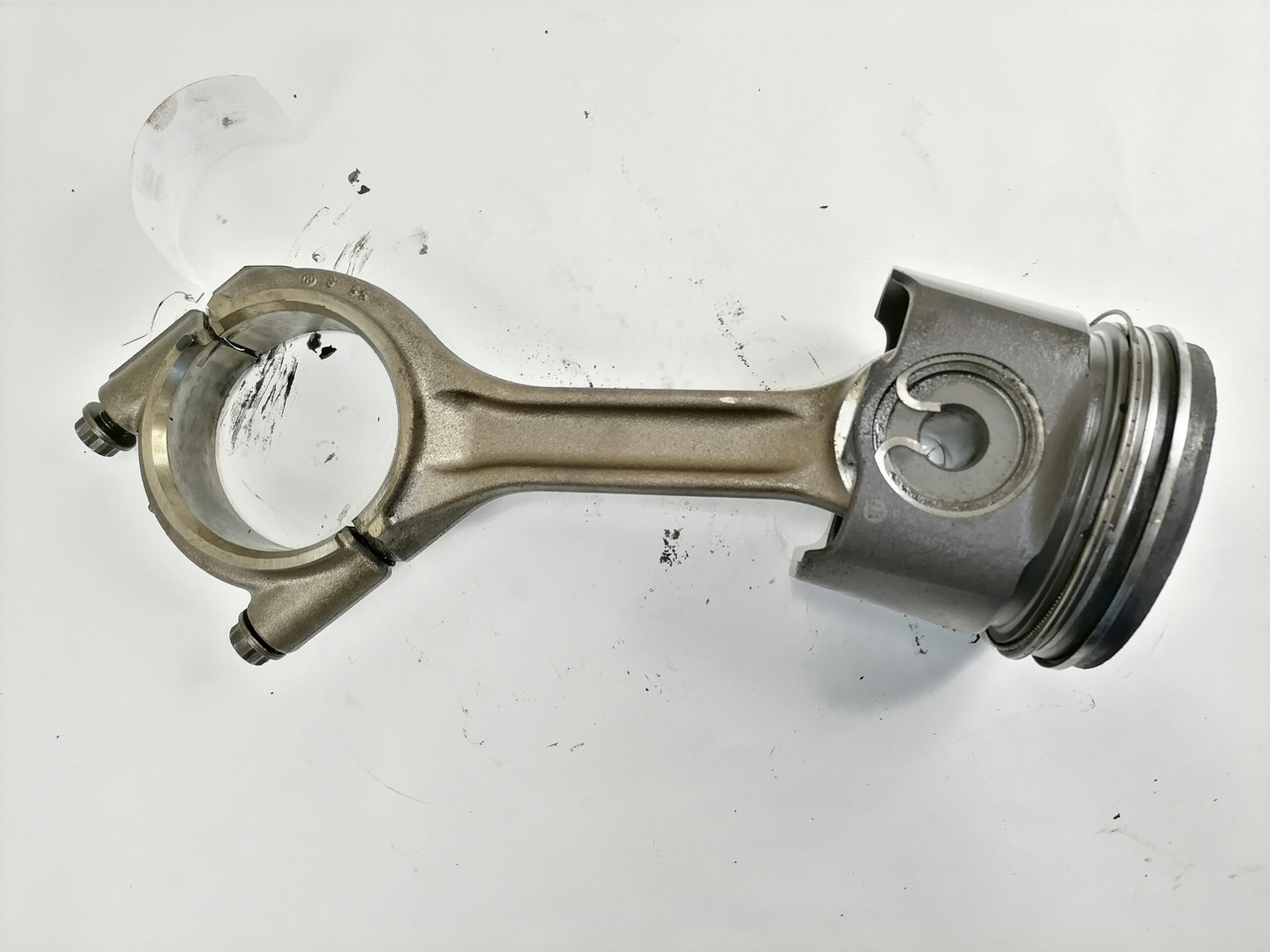 Mercedes-Benz Connecting rod + piston A4710371601 - مكابس/ حلقات/ جلب - شاحنة: صورة 2 Mercedes-Benz Connecting rod + piston A4710371601 - مكابس/ حلقات/ جلب - شاحنة: صورة 2