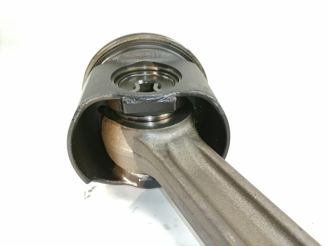 Mercedes-Benz Connecting rod + piston A4710371601 - مكابس/ حلقات/ جلب - شاحنة: صورة 4 Mercedes-Benz Connecting rod + piston A4710371601 - مكابس/ حلقات/ جلب - شاحنة: صورة 4