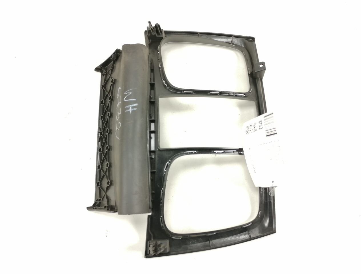 Mercedes-Benz Dashboard cover A9606806407 - لوحة العدادات - شاحنة: صورة 3 Mercedes-Benz Dashboard cover A9606806407 - لوحة العدادات - شاحنة: صورة 3