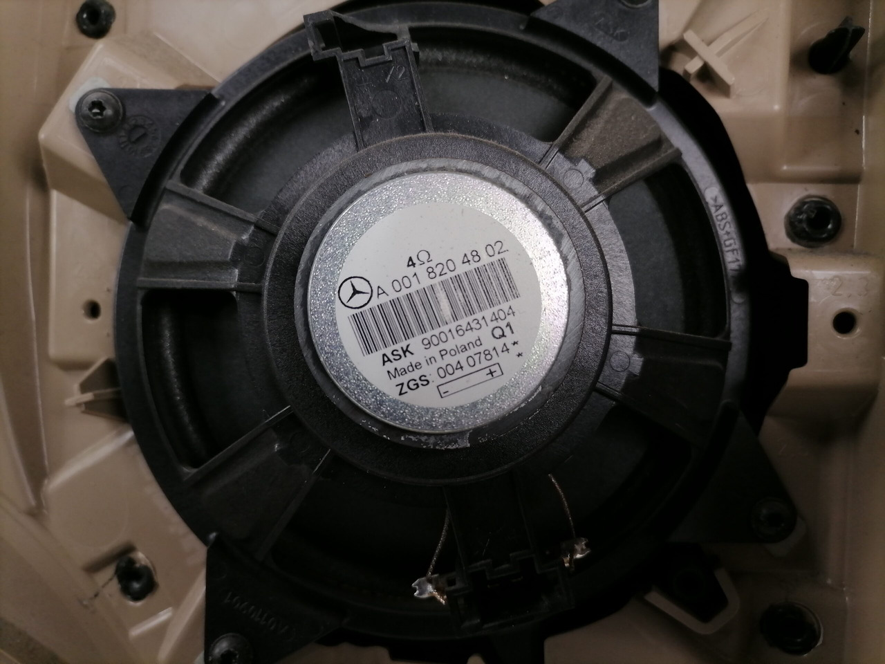 Mercedes-Benz Door trim panel A9607272571 - باب و قطع الغيار - شاحنة: صورة 5 Mercedes-Benz Door trim panel A9607272571 - باب و قطع الغيار - شاحنة: صورة 5