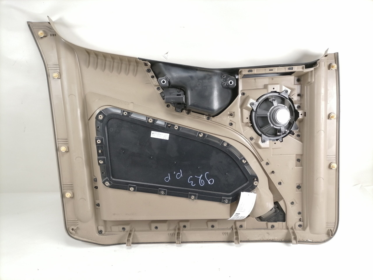 Mercedes-Benz Door trim panel A9607272571 - باب و قطع الغيار - شاحنة: صورة 2 Mercedes-Benz Door trim panel A9607272571 - باب و قطع الغيار - شاحنة: صورة 2