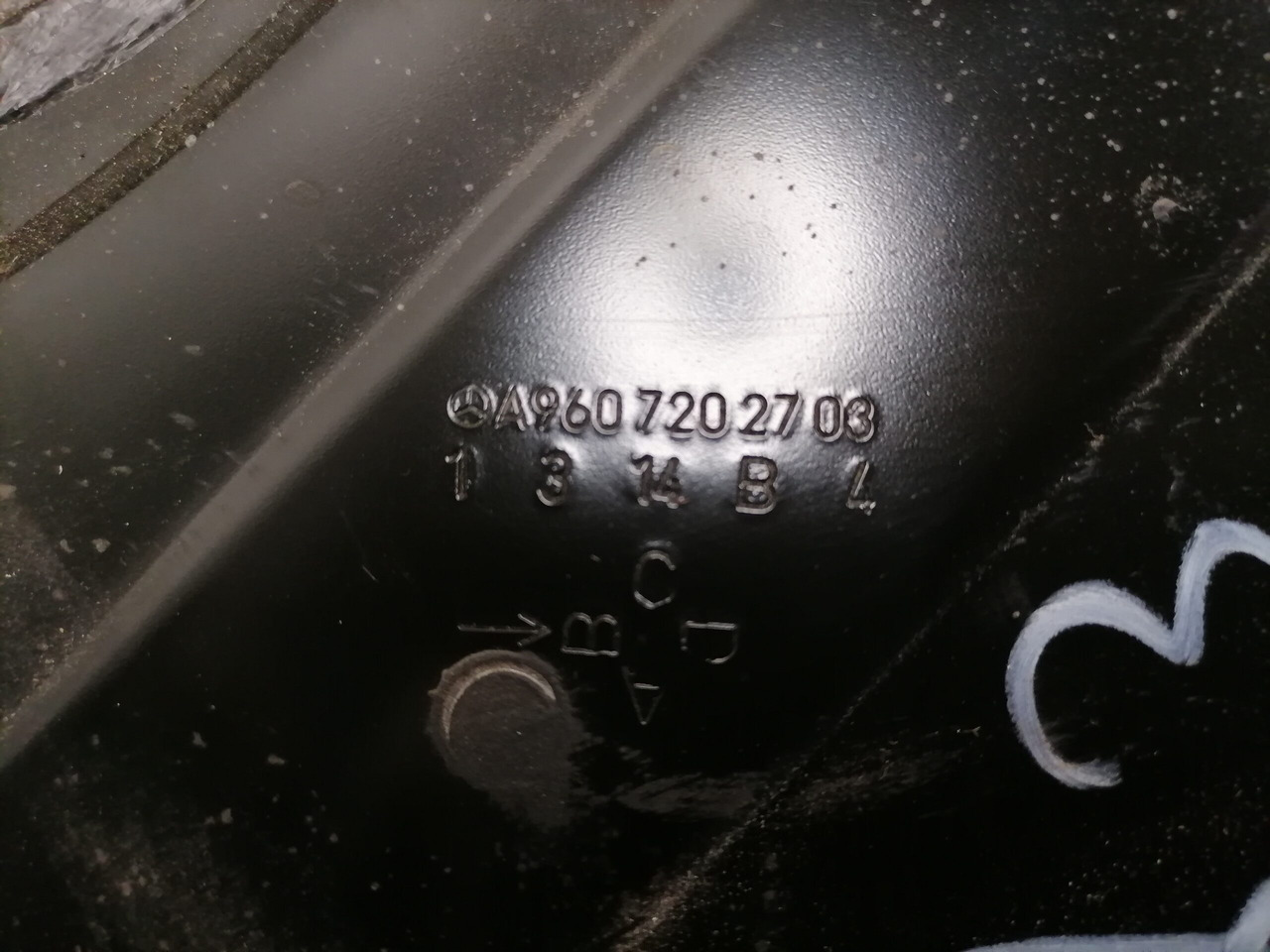 Mercedes-Benz Frame A9607202703 - باب و قطع الغيار - شاحنة: صورة 3 Mercedes-Benz Frame A9607202703 - باب و قطع الغيار - شاحنة: صورة 3