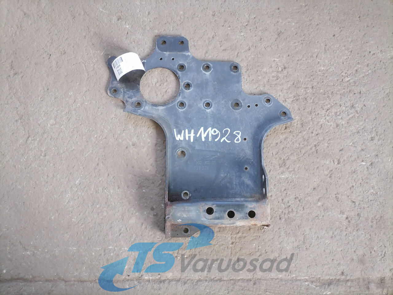 Mercedes-Benz Front bumper carrier A9303100190 - مصد - شاحنة: صورة 1 Mercedes-Benz Front bumper carrier A9303100190 - مصد - شاحنة: صورة 1