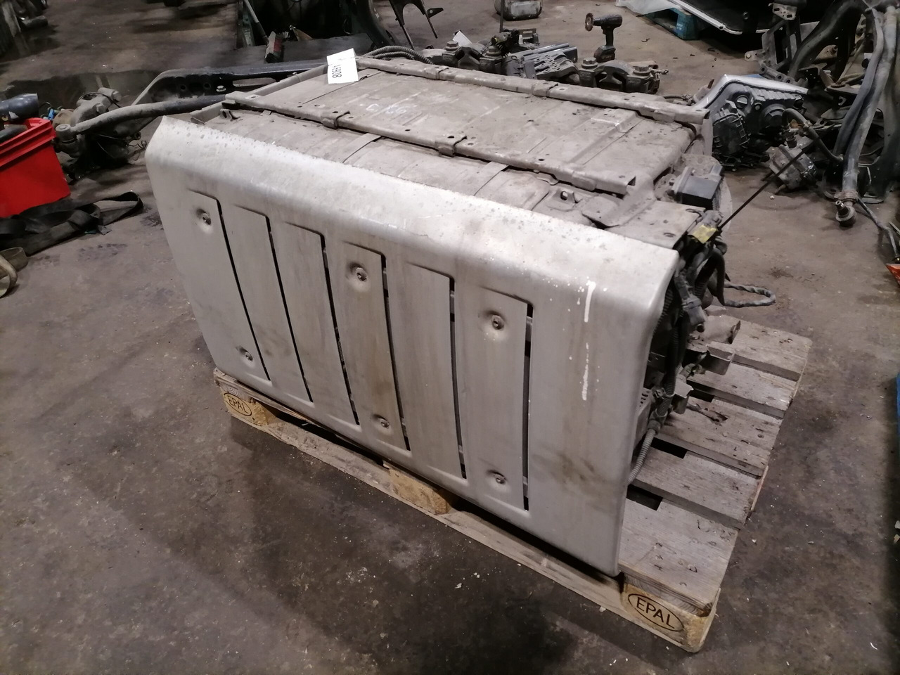 Mercedes-Benz Muffler A0064908512 - علبة العادم - شاحنة: صورة 2 Mercedes-Benz Muffler A0064908512 - علبة العادم - شاحنة: صورة 2