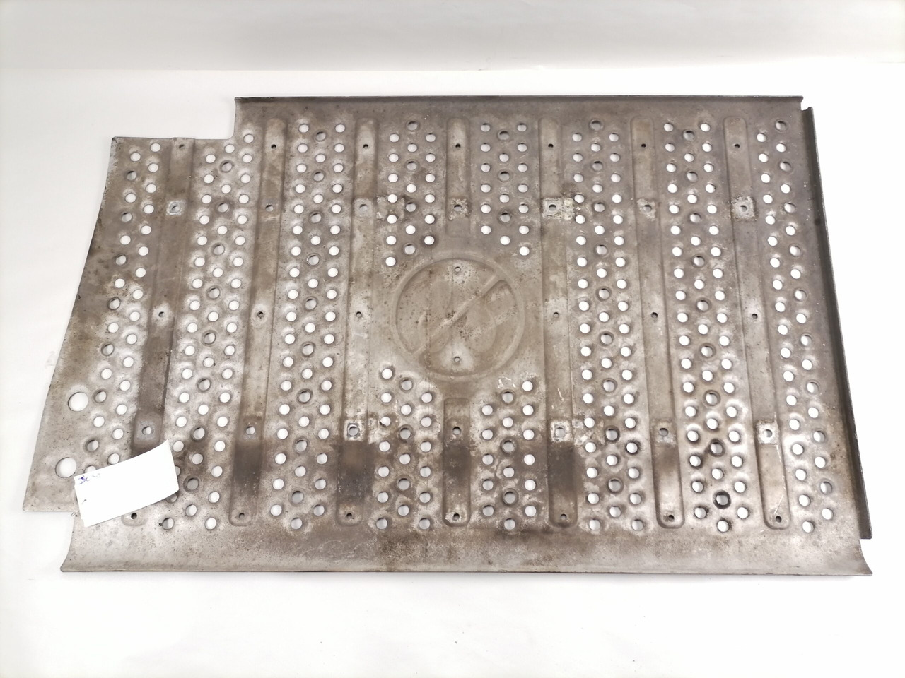 Mercedes-Benz Muffler cover A9604923930 - علبة العادم - شاحنة: صورة 3 Mercedes-Benz Muffler cover A9604923930 - علبة العادم - شاحنة: صورة 3