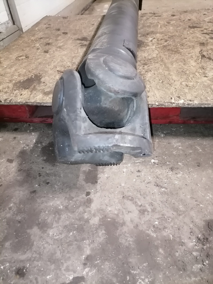 Mercedes-Benz Propeller shaft A6594100101 - عمود الكردان - شاحنة: صورة 3 Mercedes-Benz Propeller shaft A6594100101 - عمود الكردان - شاحنة: صورة 3