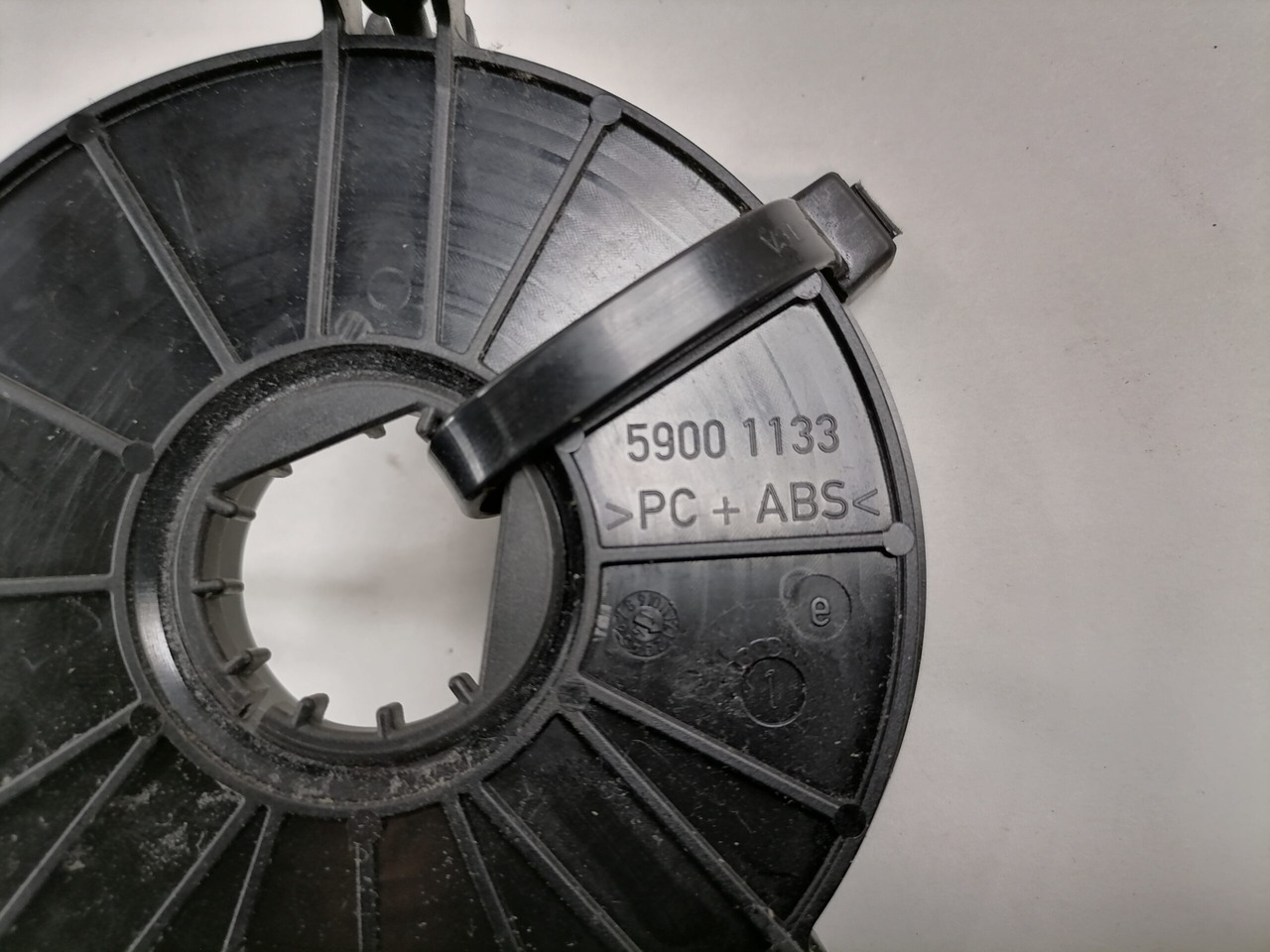 Mercedes-Benz Steering cable A0004642018 - المقود - شاحنة: صورة 4 Mercedes-Benz Steering cable A0004642018 - المقود - شاحنة: صورة 4