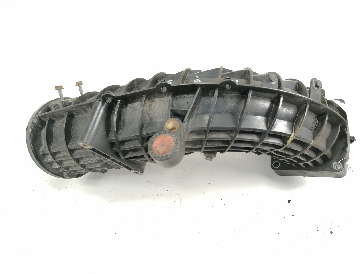 Mercedes-Benz intercooler pipe A4710902137 - مبرد هواء الشحن - شاحنة: صورة 5 Mercedes-Benz intercooler pipe A4710902137 - مبرد هواء الشحن - شاحنة: صورة 5