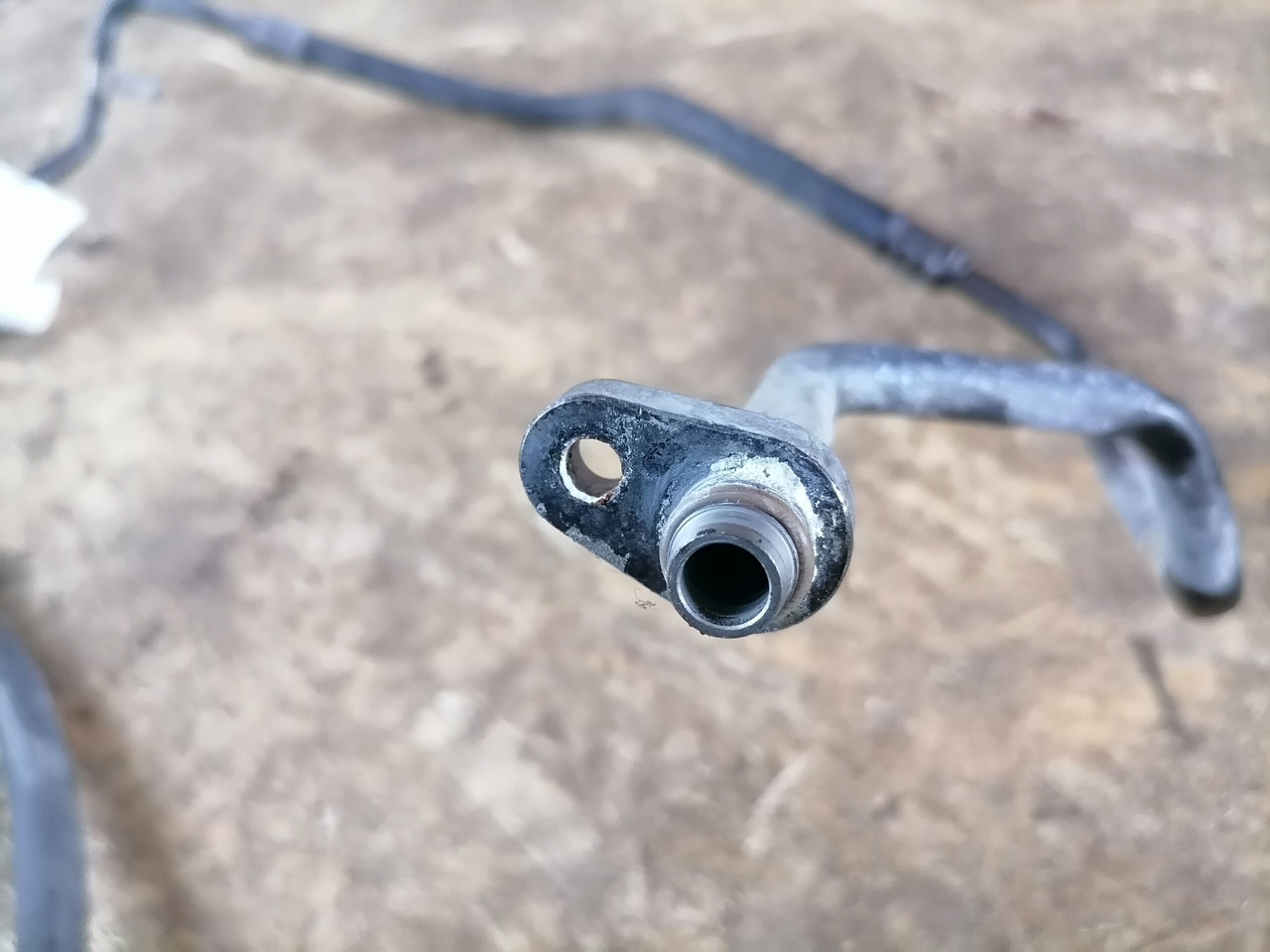 Scania A/C pipe 2030647 - الحرارة/ التهوية - شاحنة: صورة 4 Scania A/C pipe 2030647 - الحرارة/ التهوية - شاحنة: صورة 4