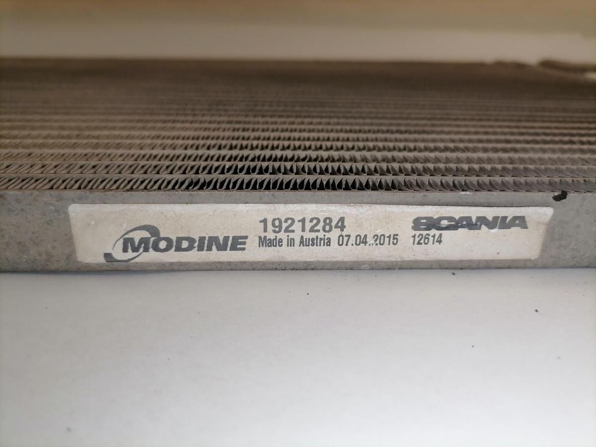 Scania A/C radiator 1921284 - الحرارة/ التهوية - شاحنة: صورة 4 Scania A/C radiator 1921284 - الحرارة/ التهوية - شاحنة: صورة 4