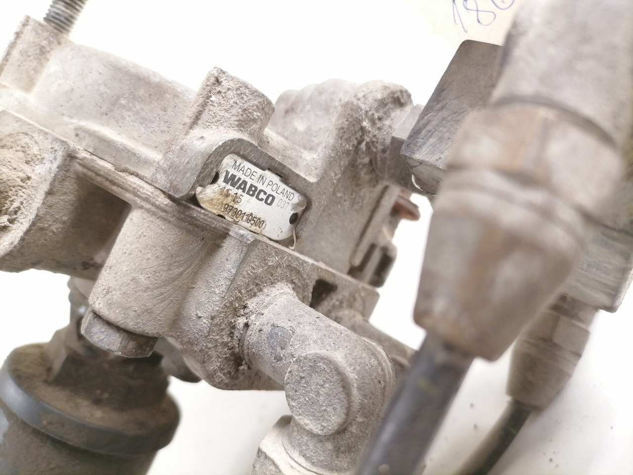 Scania Air pressure control valve 9730110500 - صمام الفرامل - شاحنة: صورة 2 Scania Air pressure control valve 9730110500 - صمام الفرامل - شاحنة: صورة 2