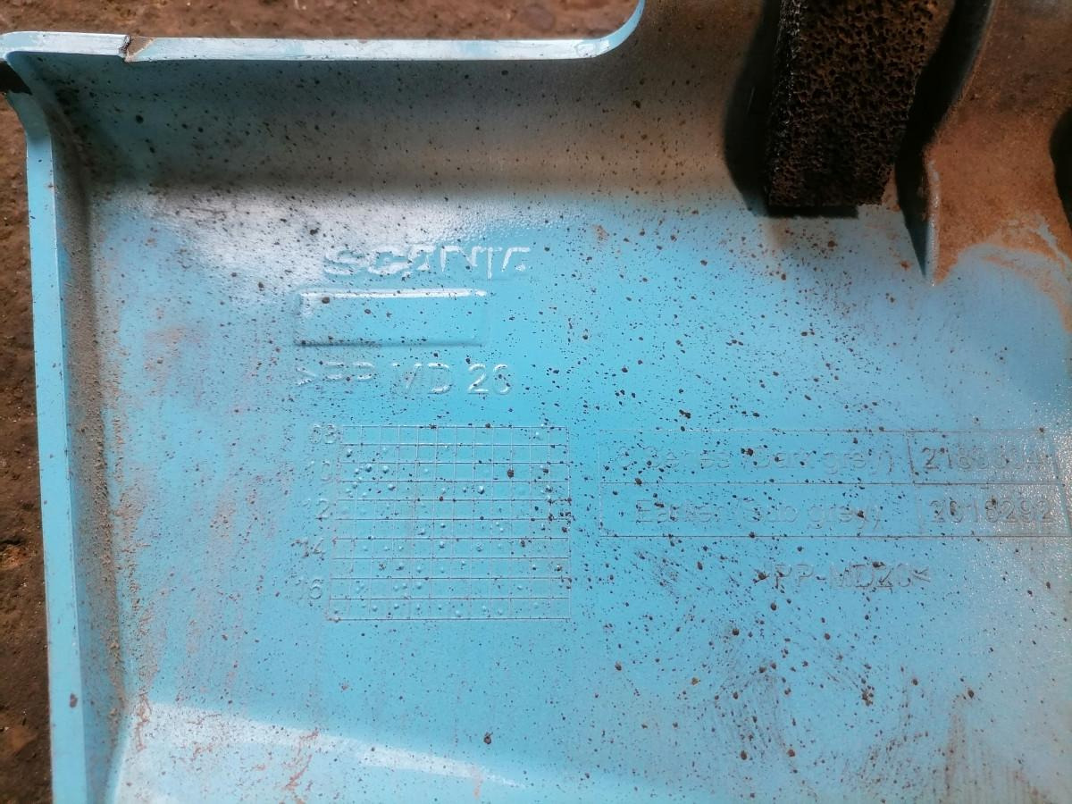 Scania Battery cover 2183304 - بطارية - شاحنة: صورة 3 Scania Battery cover 2183304 - بطارية - شاحنة: صورة 3