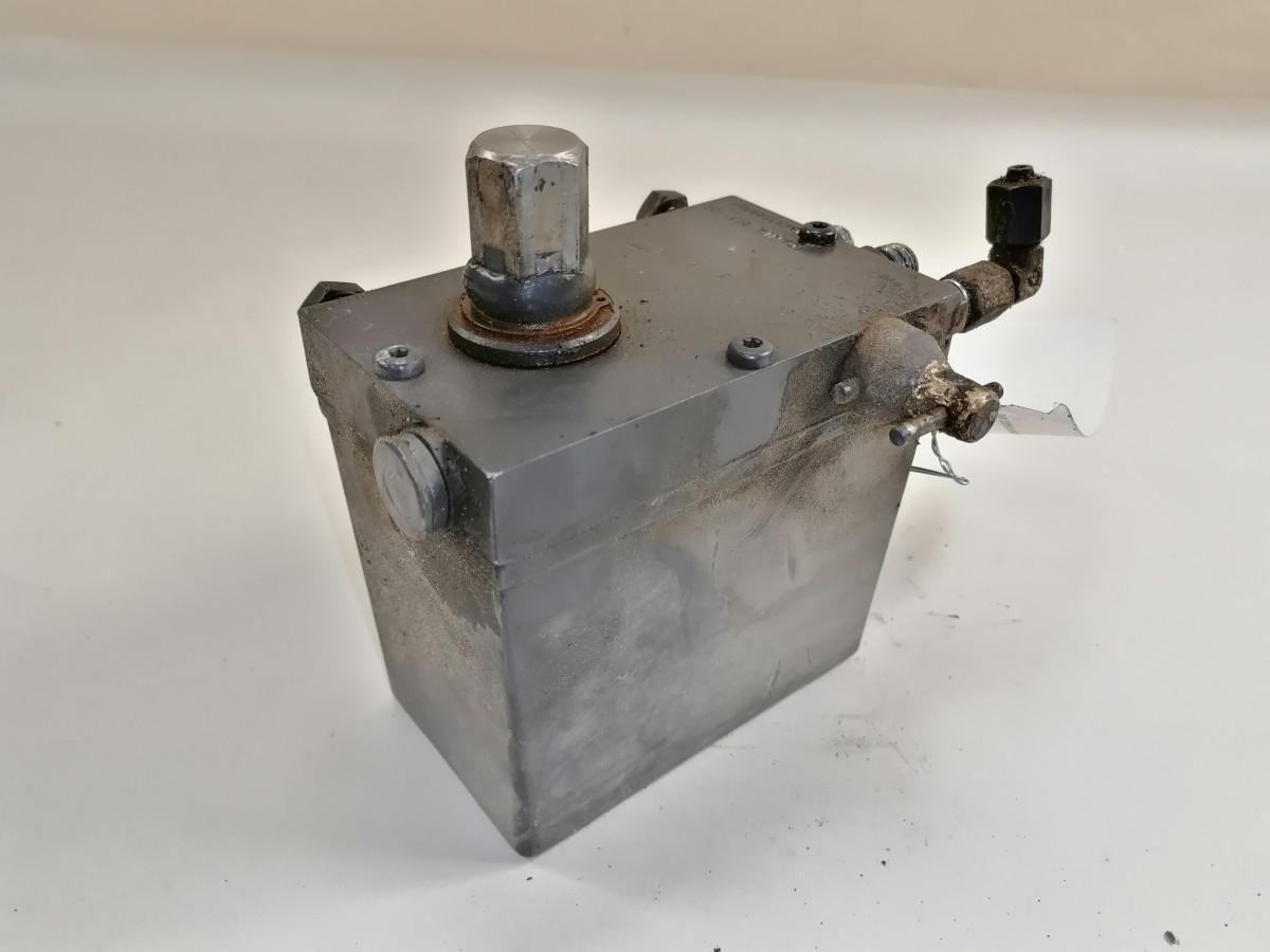 Scania Cab tilting pump 2081520 - نظام تعليق الكابينة - شاحنة: صورة 2 Scania Cab tilting pump 2081520 - نظام تعليق الكابينة - شاحنة: صورة 2