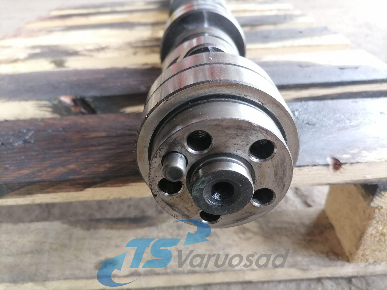 Scania Camshaft 1509917 - عمود كامات - شاحنة: صورة 4 Scania Camshaft 1509917 - عمود كامات - شاحنة: صورة 4