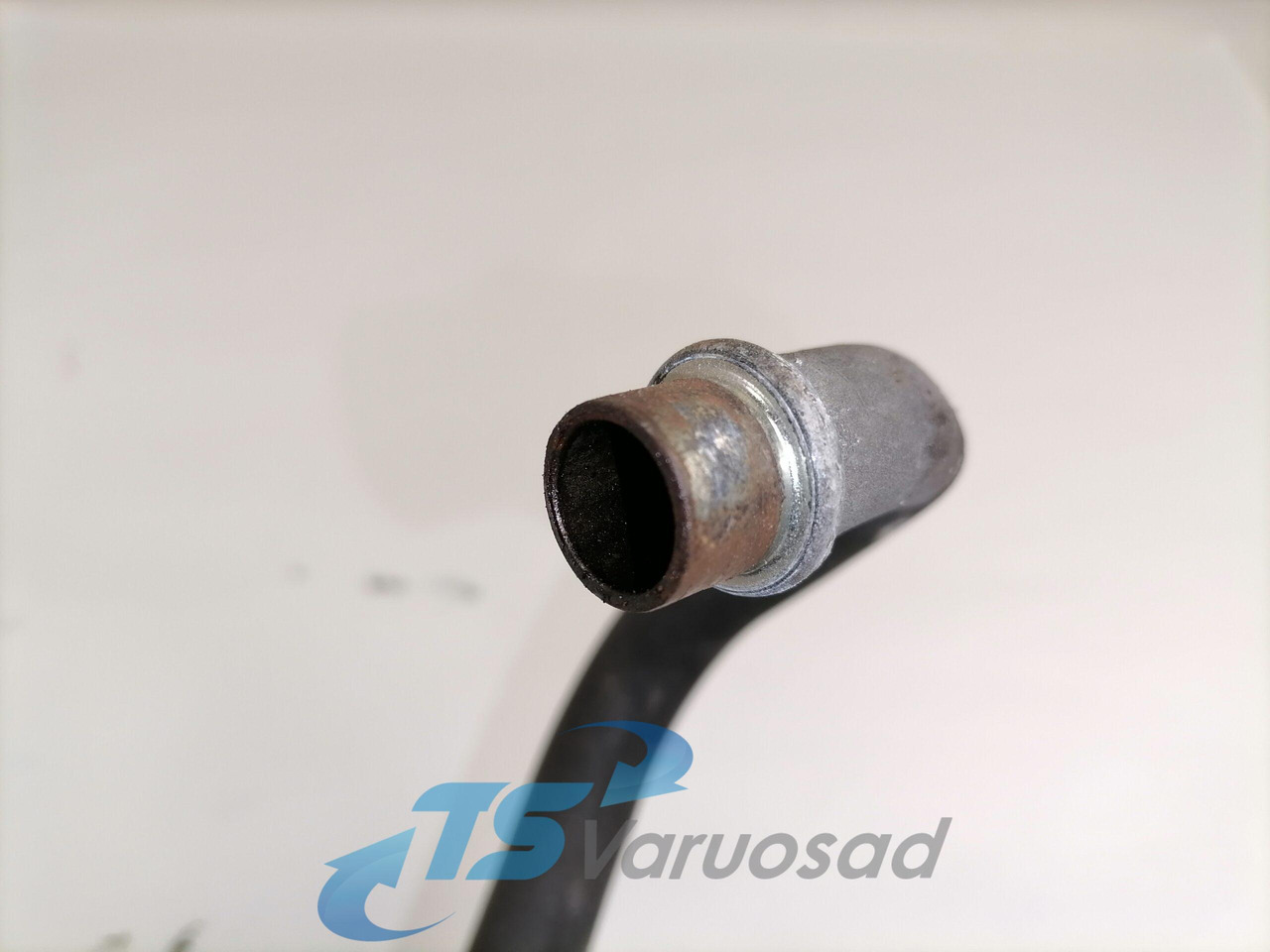 Scania Compressor air pipe 1801078 - ضاغط مكابح الهواء - شاحنة: صورة 2 Scania Compressor air pipe 1801078 - ضاغط مكابح الهواء - شاحنة: صورة 2