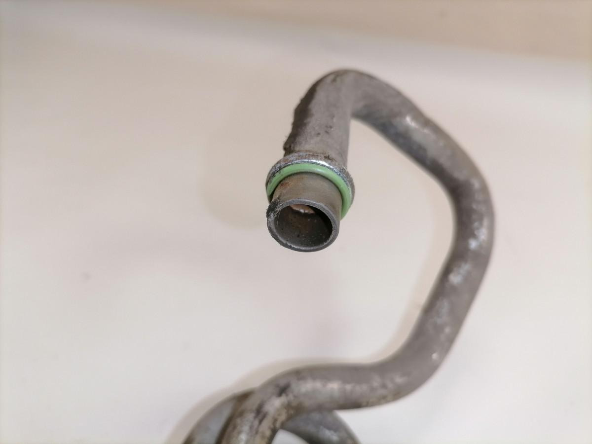 Scania Compressor air pipe 2409546 - ضاغط مكابح الهواء - شاحنة: صورة 5 Scania Compressor air pipe 2409546 - ضاغط مكابح الهواء - شاحنة: صورة 5