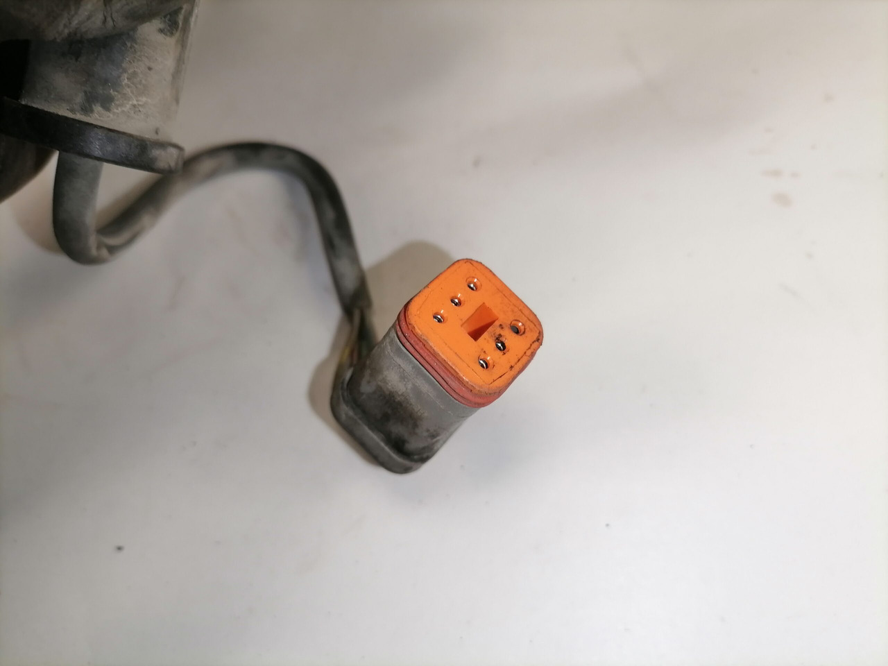 Scania Cooling fan 2078557 - مروحة - شاحنة: صورة 3 Scania Cooling fan 2078557 - مروحة - شاحنة: صورة 3