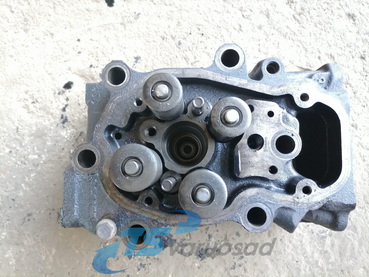 Scania Cylinder head, XPI 1874583 - رأس أسطوانية - شاحنة: صورة 2 Scania Cylinder head, XPI 1874583 - رأس أسطوانية - شاحنة: صورة 2