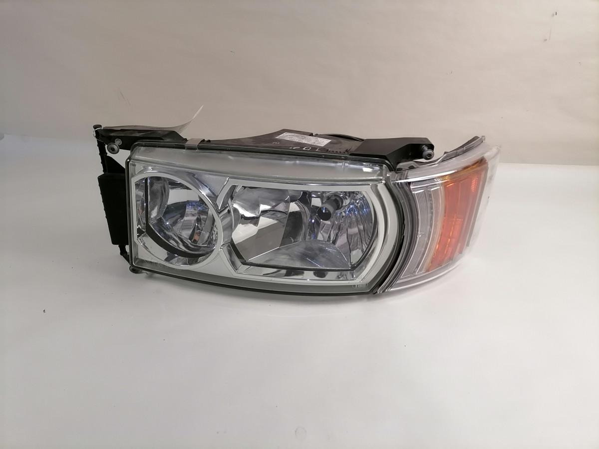 Scania Esituli, vasak 2416124 - قطع غيار عامة - شاحنة: صورة 2 Scania Esituli, vasak 2416124 - قطع غيار عامة - شاحنة: صورة 2