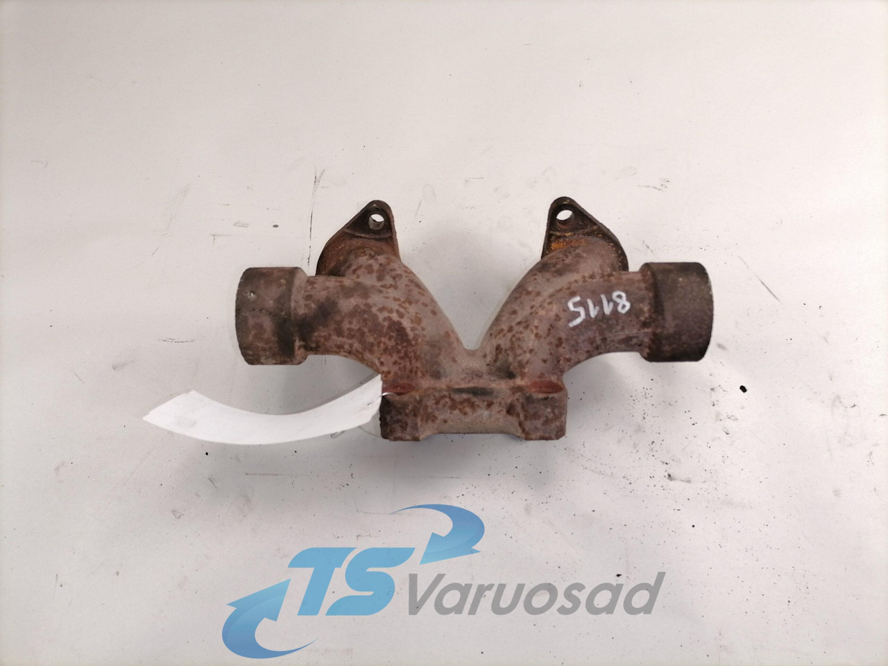 Scania Exhaust mainfold 1470305 - مشعب العادم - شاحنة: صورة 1 Scania Exhaust mainfold 1470305 - مشعب العادم - شاحنة: صورة 1