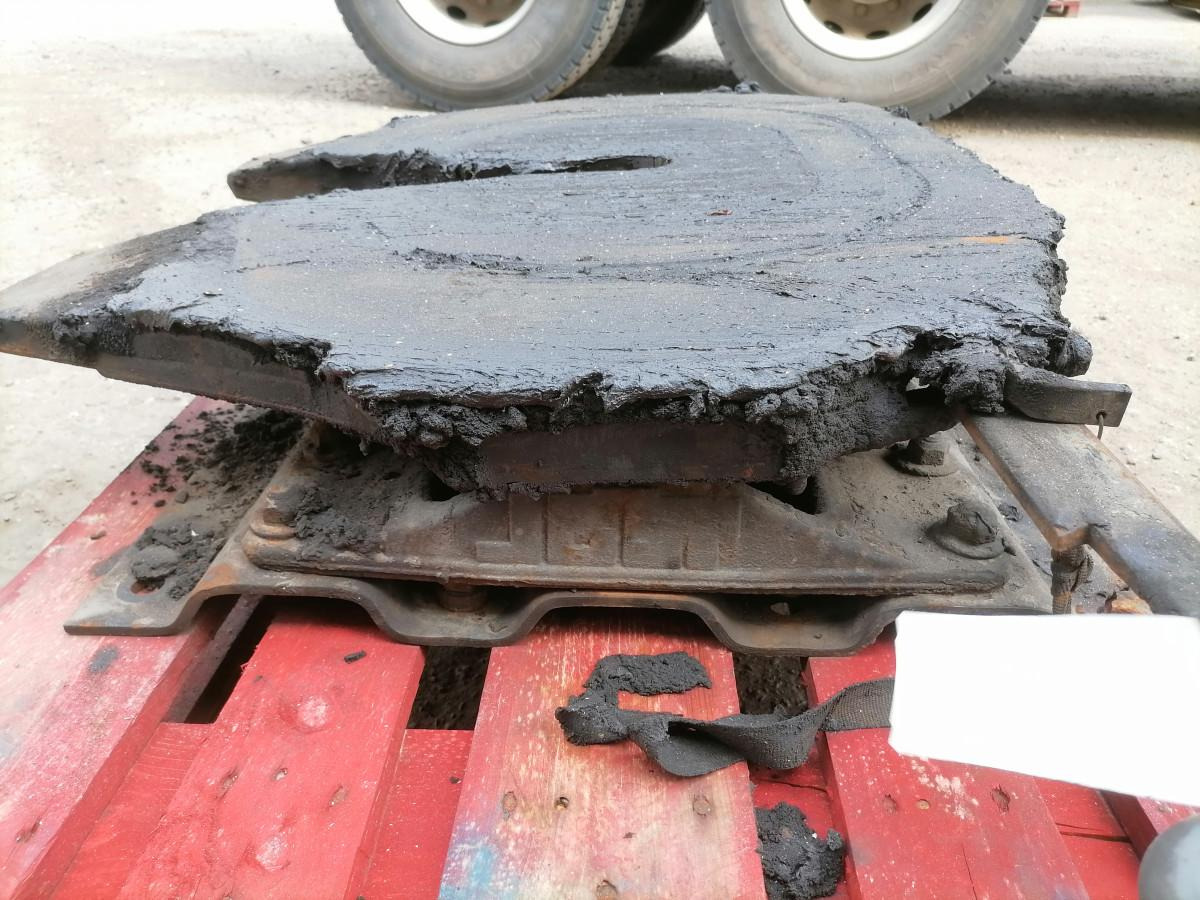 Scania Fifht wheel 1353631 - قارنة سرجية - شاحنة: صورة 4 Scania Fifht wheel 1353631 - قارنة سرجية - شاحنة: صورة 4