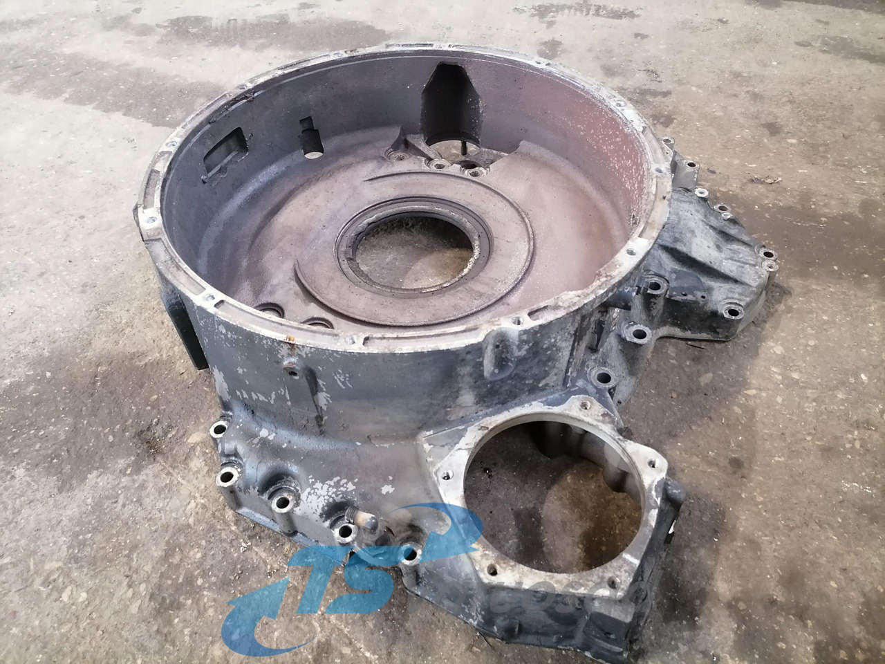 Scania Flywheel housing 1520268 - الحدافة - شاحنة: صورة 3 Scania Flywheel housing 1520268 - الحدافة - شاحنة: صورة 3
