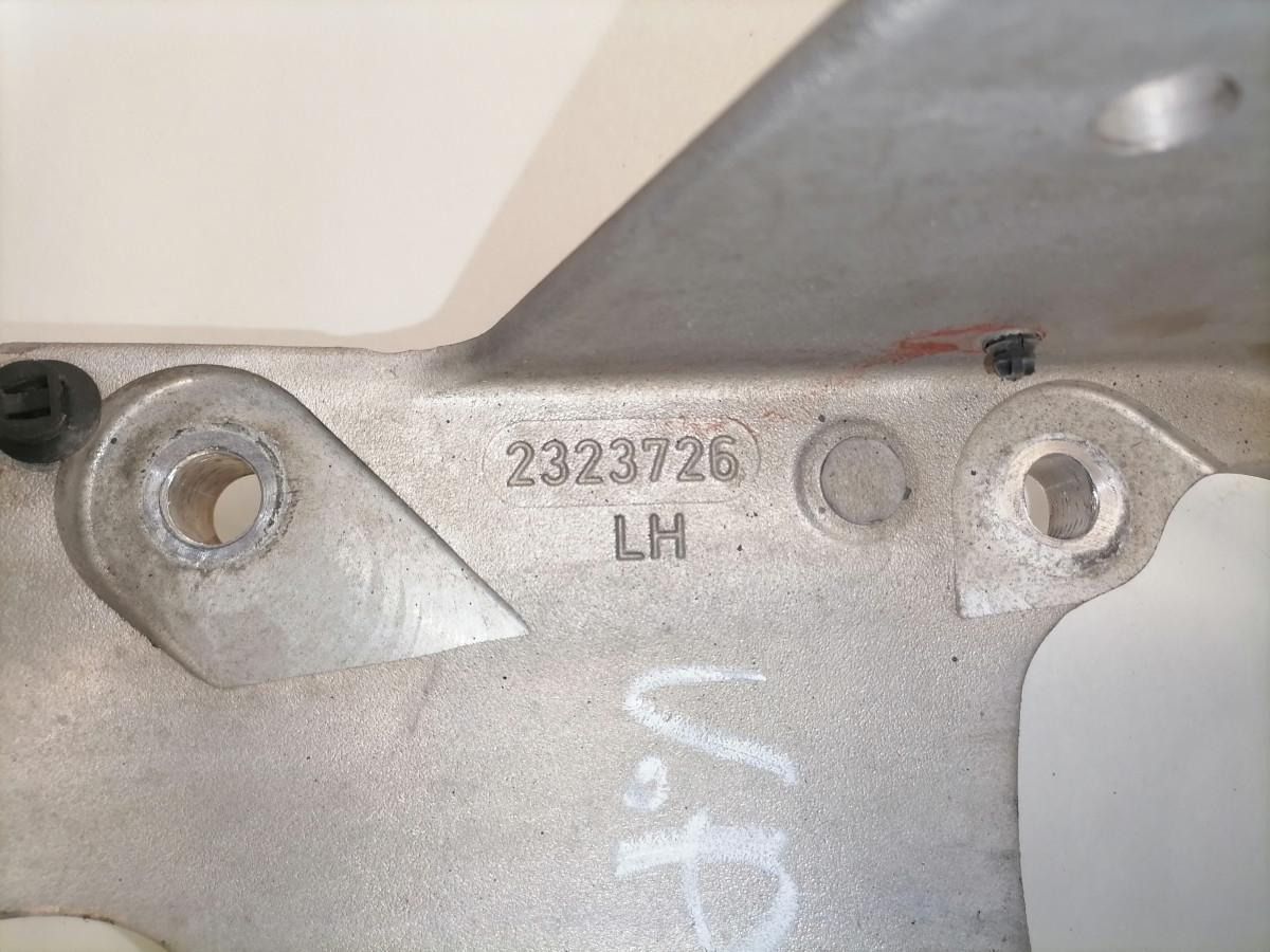 Scania Kabiini õhkpadja kandur 2323726 - نظام تعليق الكابينة - شاحنة: صورة 3 Scania Kabiini õhkpadja kandur 2323726 - نظام تعليق الكابينة - شاحنة: صورة 3