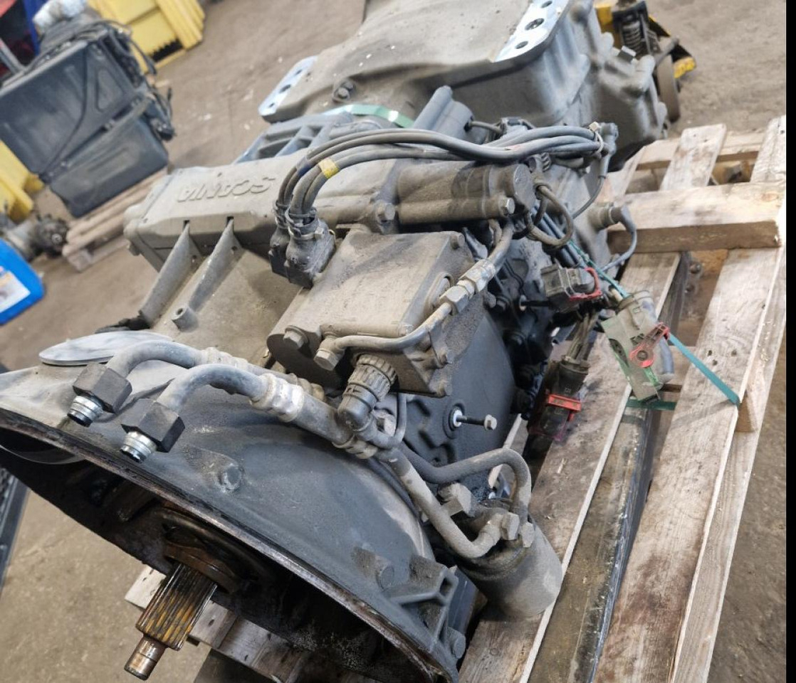 Scania Käigukast GRS905 2475808 - علبة التروس و قطع الغيار - شاحنة: صورة 1 Scania Käigukast GRS905 2475808 - علبة التروس و قطع الغيار - شاحنة: صورة 1