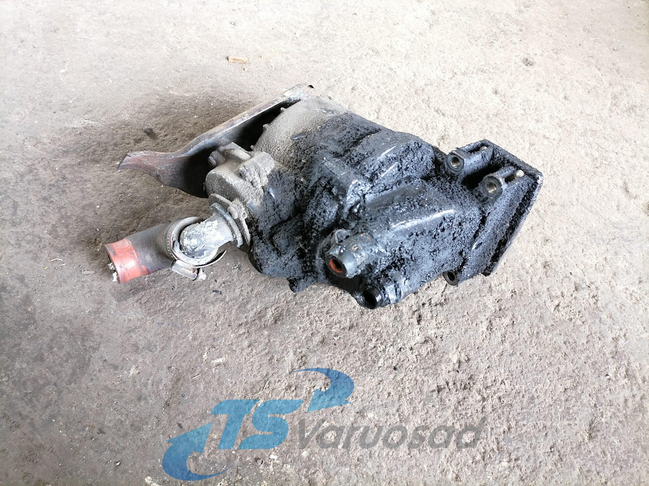 Scania Karterituulutuse õliaurude separaator 1778497 - علبة المرافق - شاحنة: صورة 1 Scania Karterituulutuse õliaurude separaator 1778497 - علبة المرافق - شاحنة: صورة 1