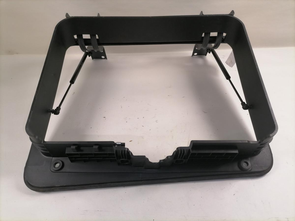 Scania Küljeluugi plastraam 2515270 - قطع غيار عامة - شاحنة: صورة 3 Scania Küljeluugi plastraam 2515270 - قطع غيار عامة - شاحنة: صورة 3