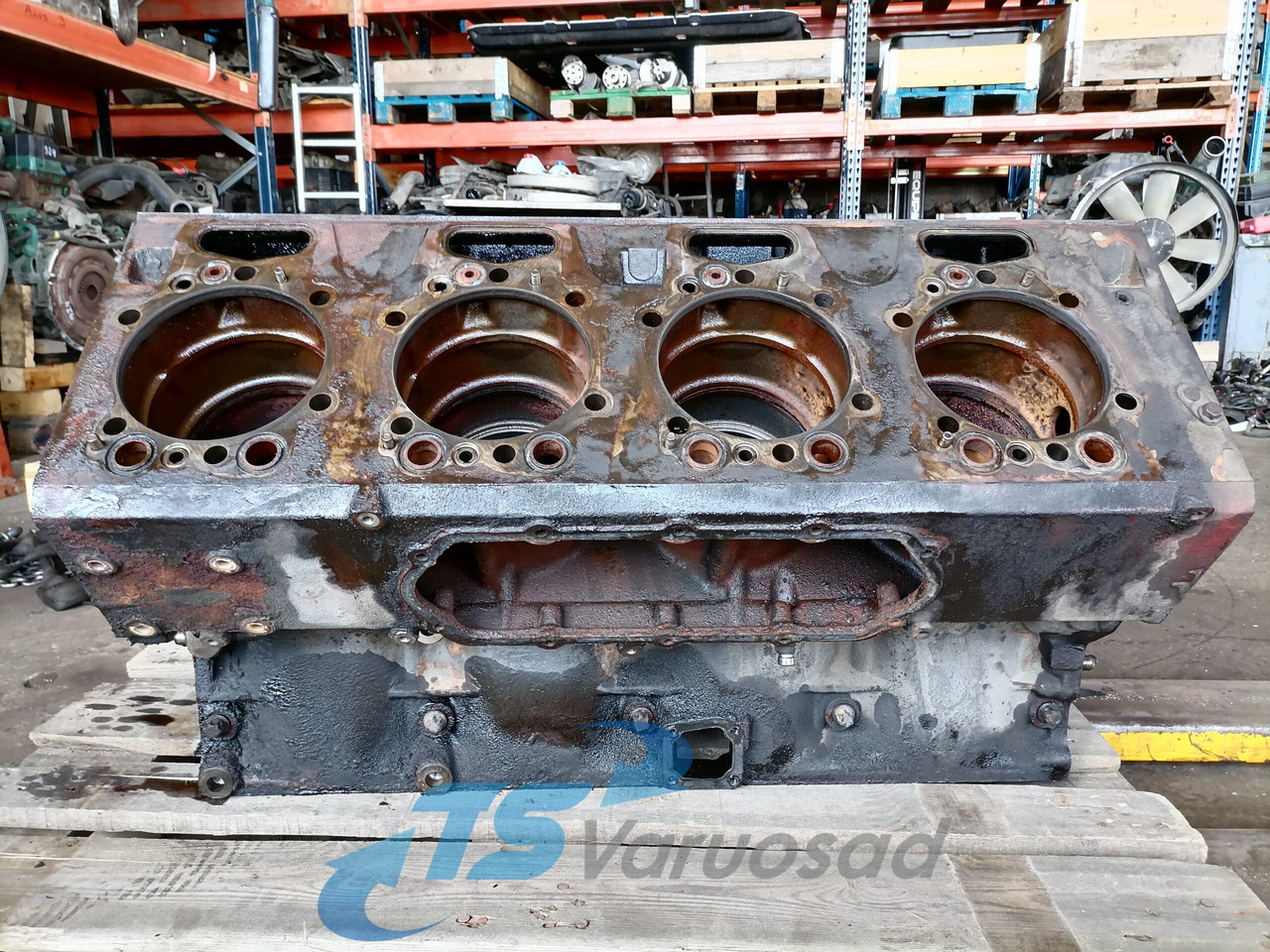 Scania Mootoriplokk Scania DC1605 1759340 - المحرك و قطع الغيار - شاحنة: صورة 4 Scania Mootoriplokk Scania DC1605 1759340 - المحرك و قطع الغيار - شاحنة: صورة 4